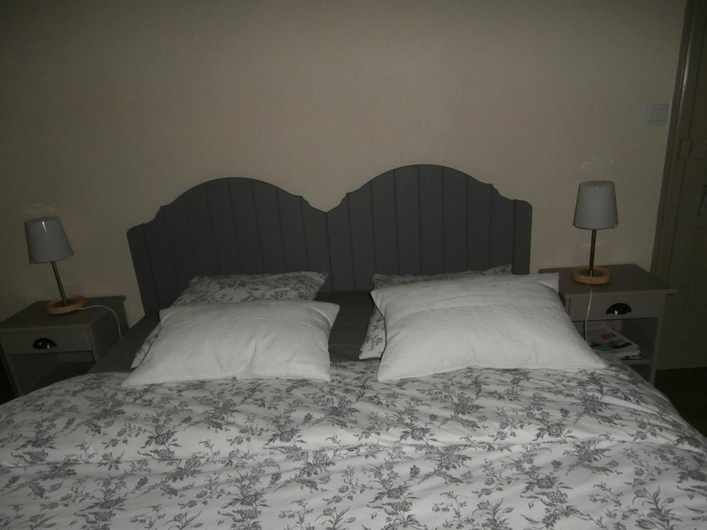 L'Apotheis Bed & Breakfast Saint-Thegonnec Loc-Eguiner Exterior photo